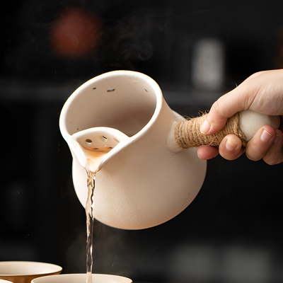 Traditionelle japanische Teekanne