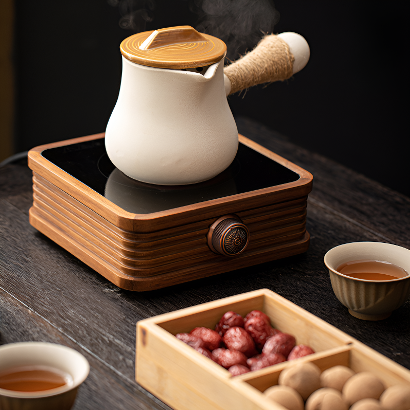 Traditionelle japanische Teekanne