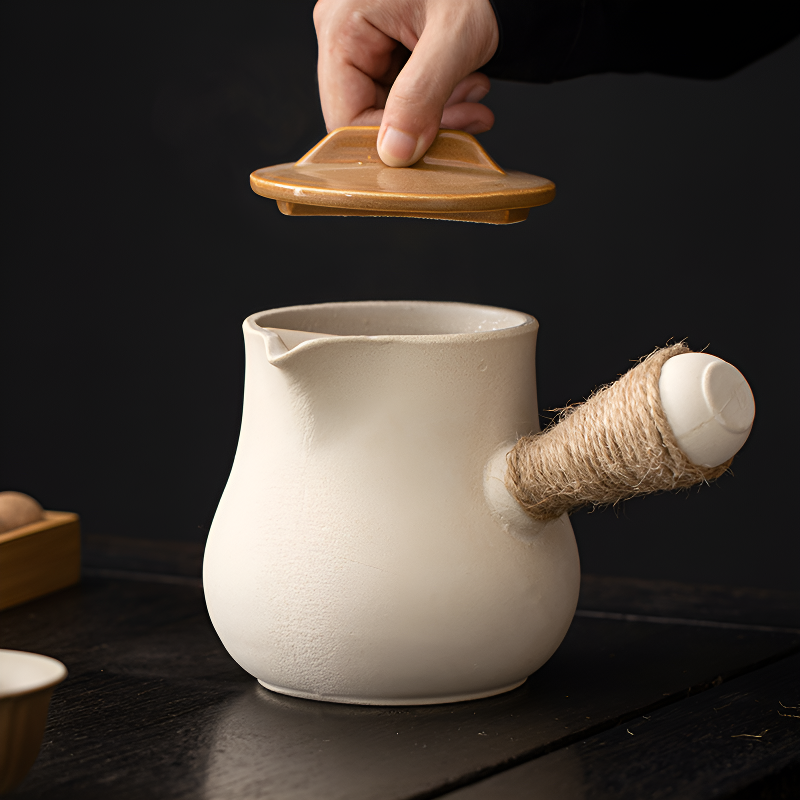 Traditionelle japanische Teekanne