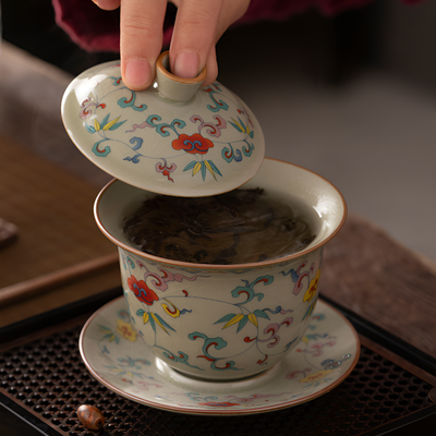 Traditioneller chinesischer Gaiwan