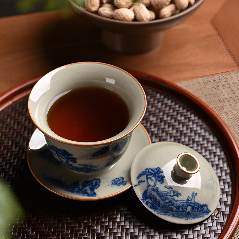 Traditioneller chinesischer Gaiwan