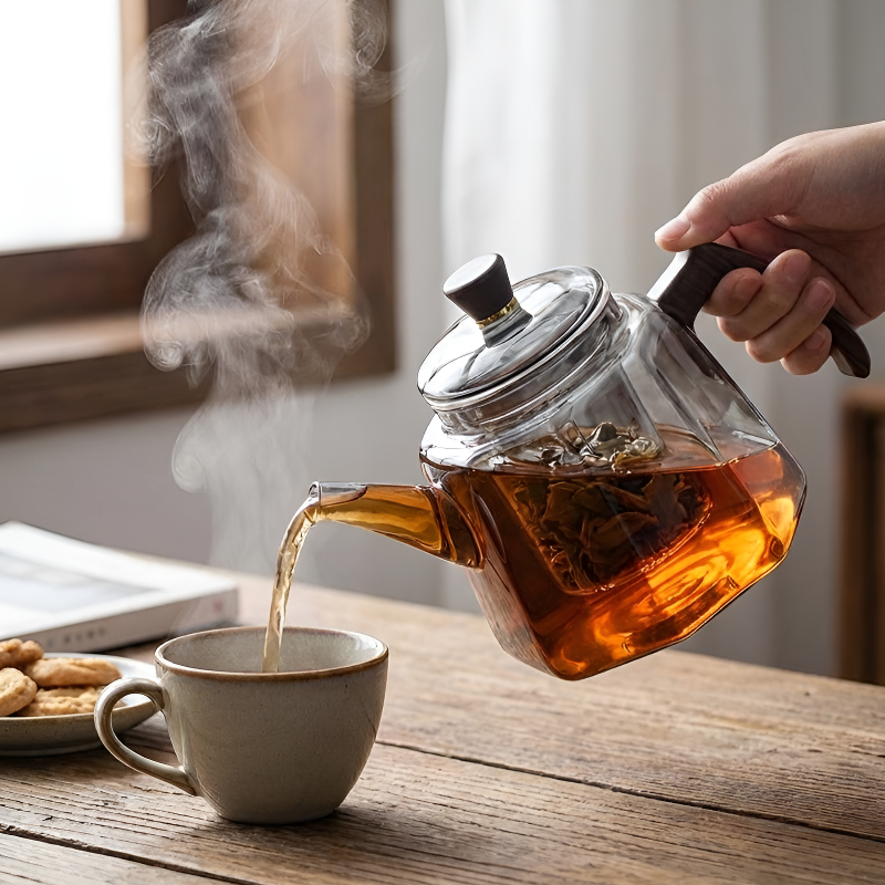 Transparente Borosilikat-Teekanne