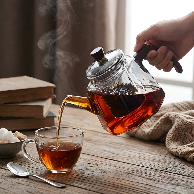 Transparente Borosilikat-Teekanne