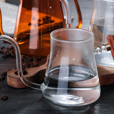 Transparente Glas Teekanne