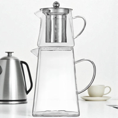 Transparente türkische Teekanne