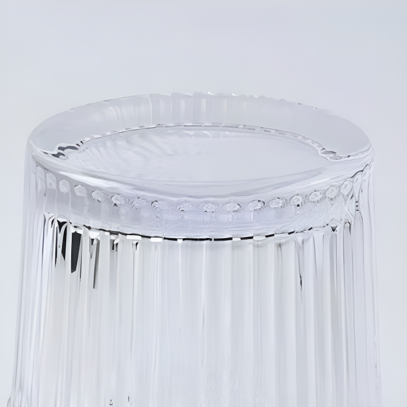 Transparentes marokkanisches Teeglas