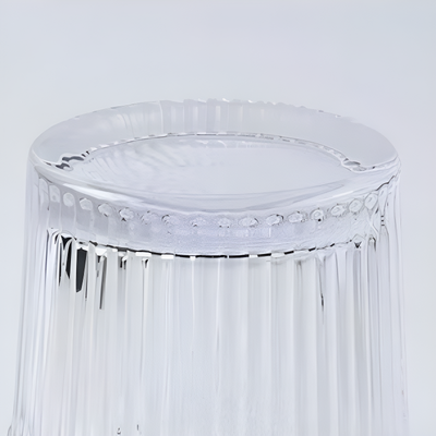 Transparentes marokkanisches Teeglas