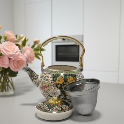 Türkische grüne Teekanne