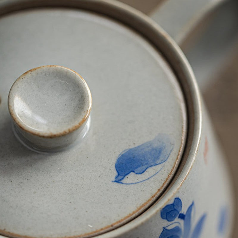 Vintage blaue Teekanne