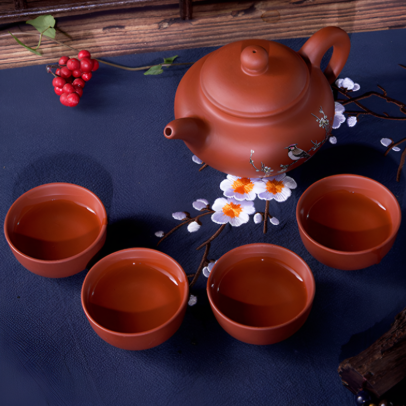 Vintage rote Teekanne