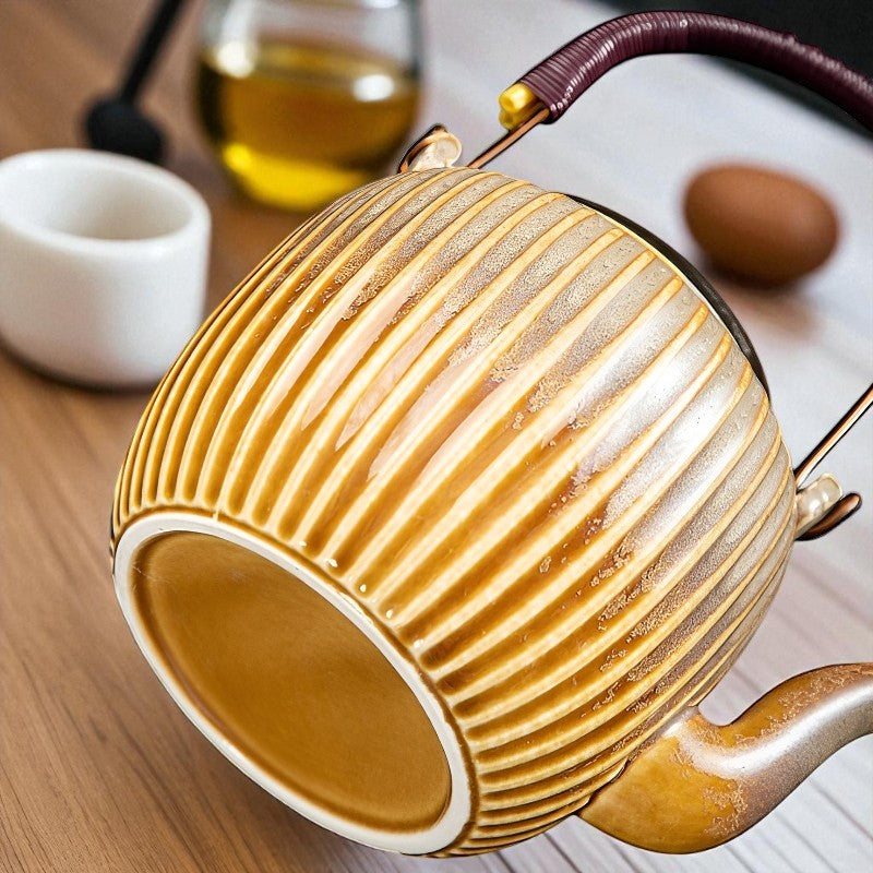 Zeitgenössische Keramik Teekanne