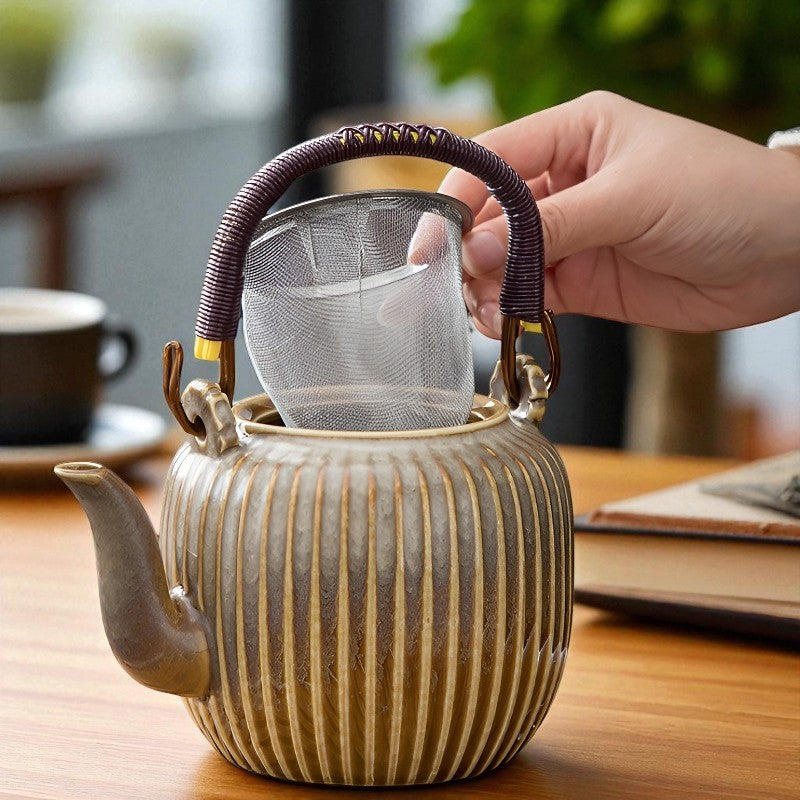 Zeitgenössische Keramik Teekanne