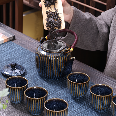 Zeitgenössische Keramik Teekanne