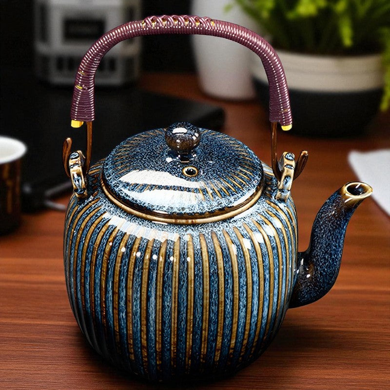 Zeitgenössische Keramik Teekanne