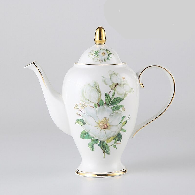 Teekanne Mit Tassen Golden Glänzend